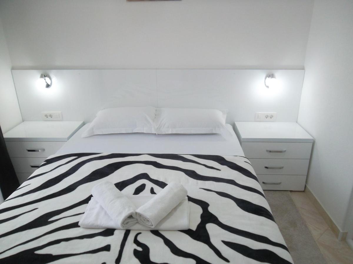 Guest House 4M Petrovac Εξωτερικό φωτογραφία