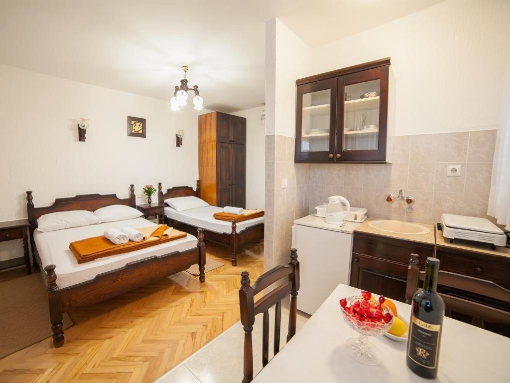 Guest House 4M Petrovac Δωμάτιο φωτογραφία