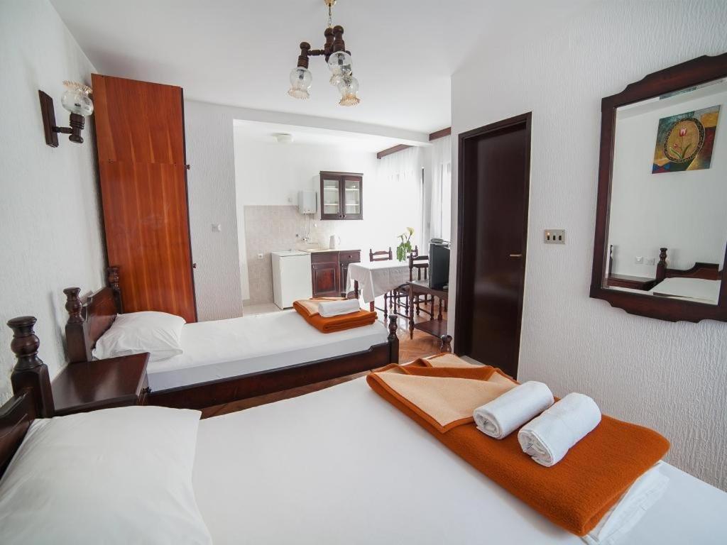 Guest House 4M Petrovac Δωμάτιο φωτογραφία