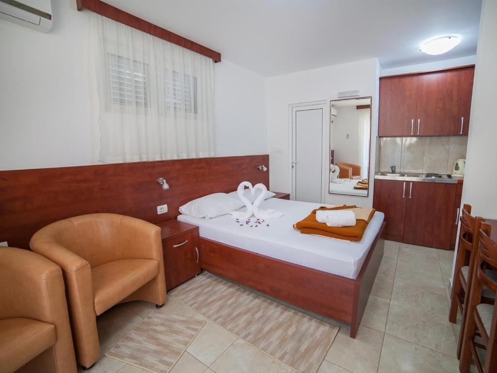 Guest House 4M Petrovac Δωμάτιο φωτογραφία