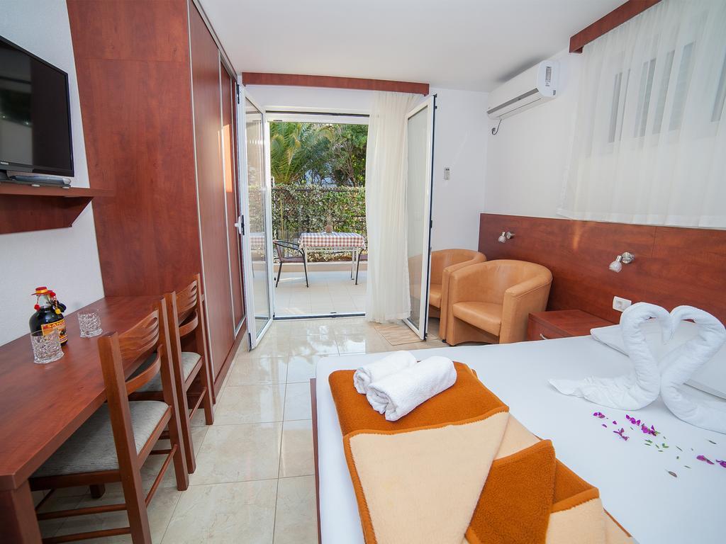 Guest House 4M Petrovac Δωμάτιο φωτογραφία
