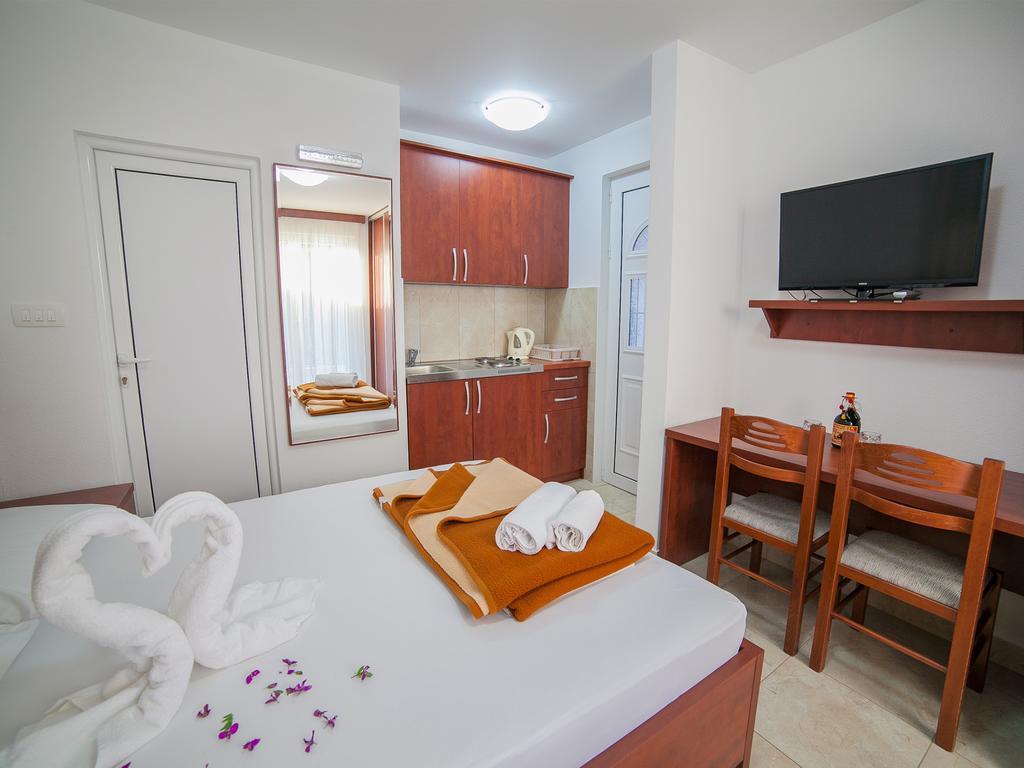 Guest House 4M Petrovac Δωμάτιο φωτογραφία